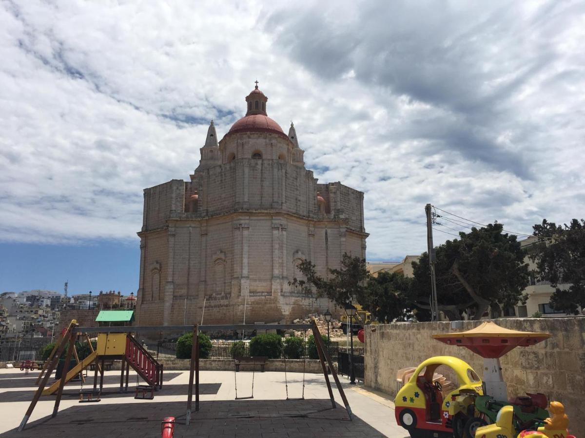 Apartmán Penthouse "Maltese Scent" Mellieħa Exteriér fotografie